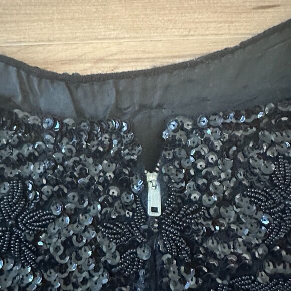 Vintage 100% Wool Hand Beaded Embellished Tassled Blouse Top Flapper Size Medium - Picture 6 of 6